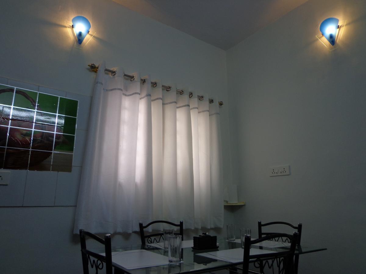 Remisha Service Apartments Chennai Quarto foto